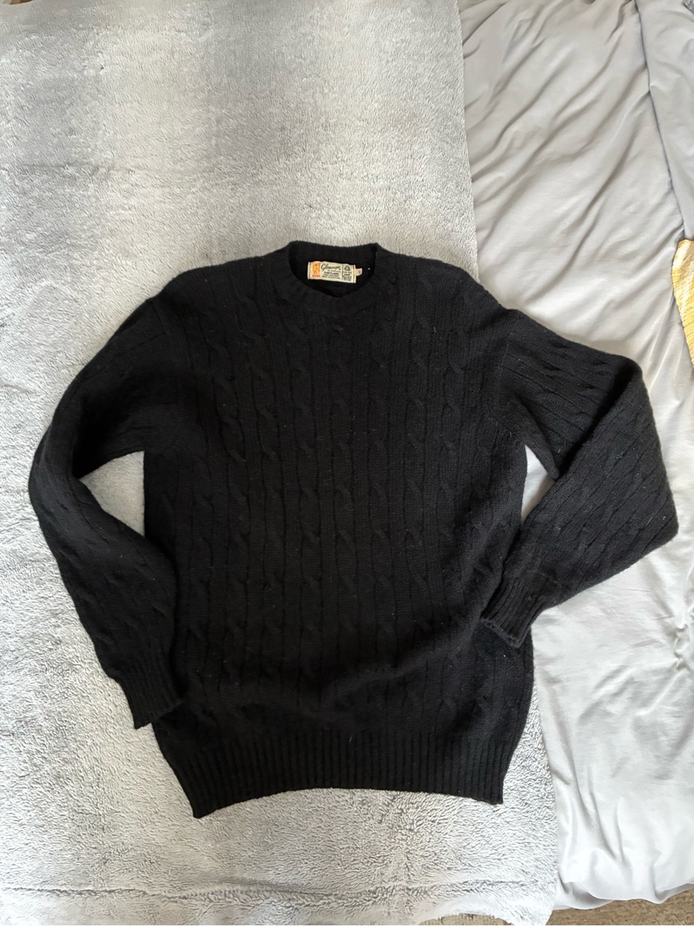 Black Cable-Knit 100% Wool Crewneck Sweater - Made in Scotland